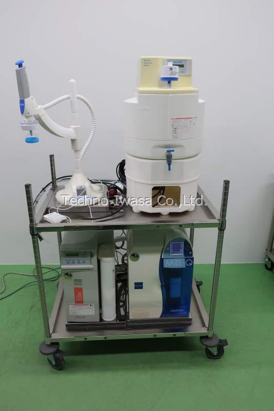 �����������u